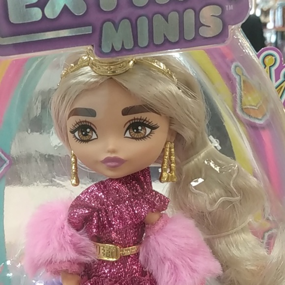 Barbie Extra Minis Doll #8 & Accessories, With Doll Stand New! - Picture 2 of 2